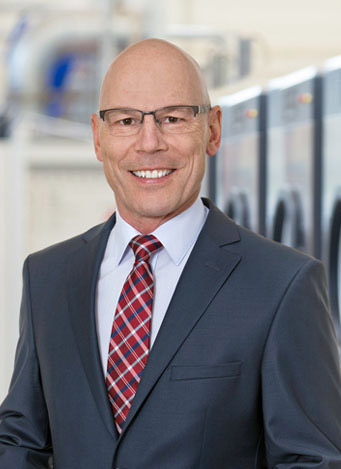 Portrait Thomas Marder Neutral Hintergrund